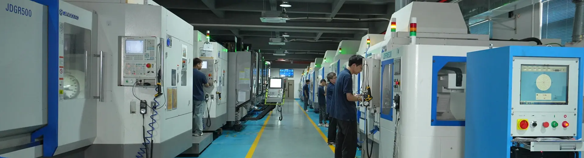 Производство: