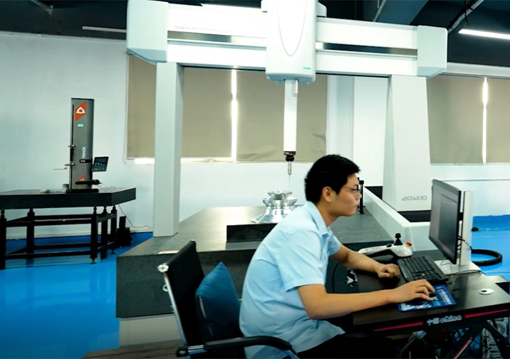 Measuring Center (ZISS CMM)